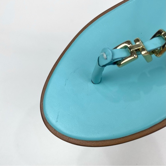 Banana Republic Mariah T-strap Sandal Flat Blue Leather Gold Chain Womens 8 - Picture 11 of 15